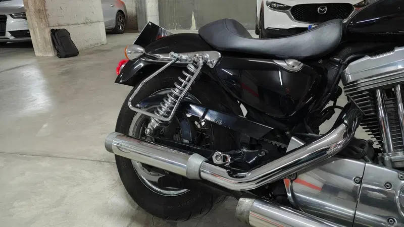 Harley-Davidson 883 (2006 - 07) - XL (16)