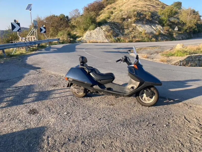 Honda CN 250 (2)
