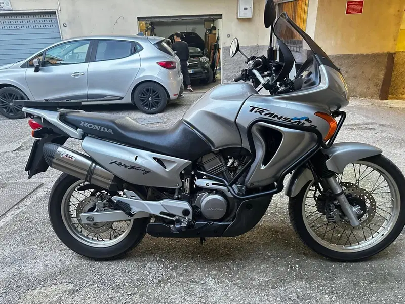 Honda Transalp XL 650V (2000 - 04) (2)