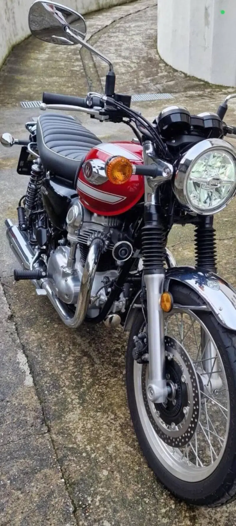 Kawasaki W 800 (2021 - 26)