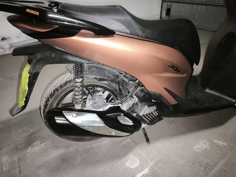 Honda SH 125i Sport (2022 - 23) (9)