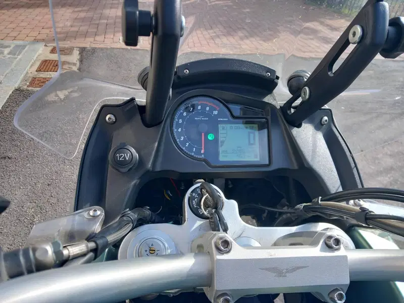 Moto Guzzi Stelvio 1200 NTX (2011 - 16) (4)