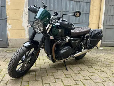 Triumph Speed Twin 900 (2023 - 24) usata
