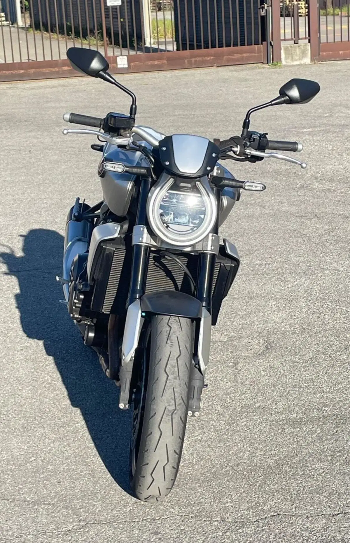 Honda CB 1000 R (2021 - 25) (3)