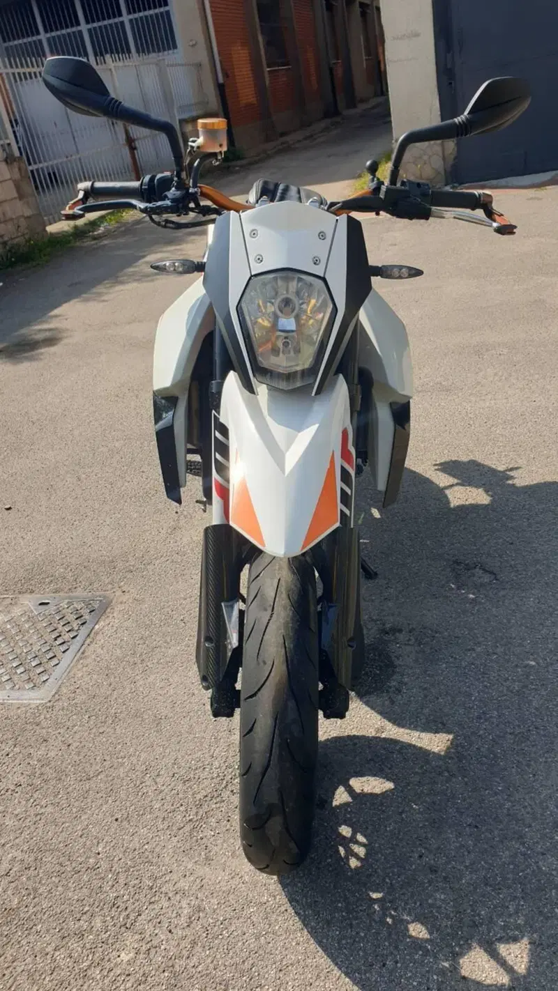 KTM 990 Supermoto R (2009 - 11) (3)