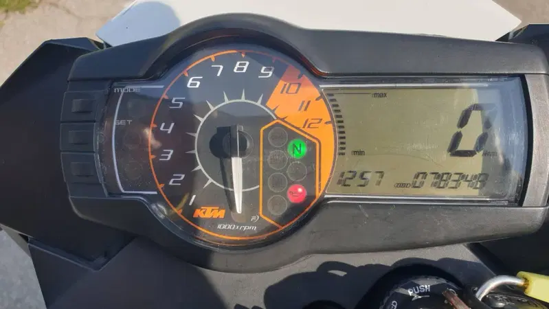 KTM 990 Supermoto R (2009 - 11) (5)