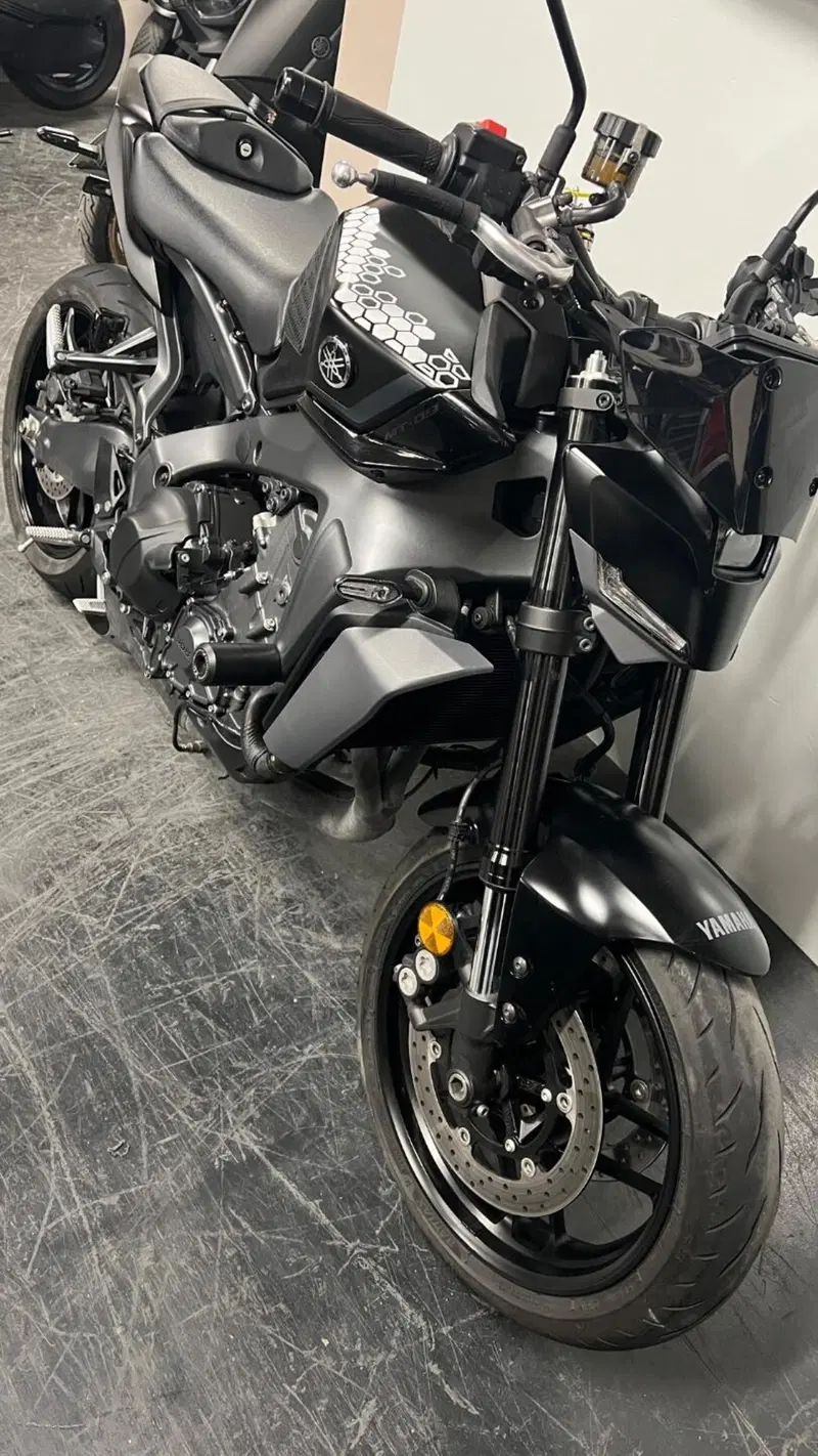 Yamaha MT-09 (2024 - 26) (11)