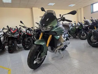 Moto Guzzi V100 Mandello S (2022 - 24) usata