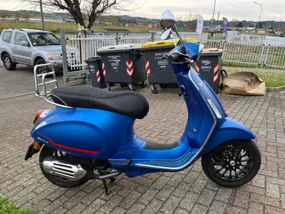 Vespa Sprint 50 S (2023 - 25) usata