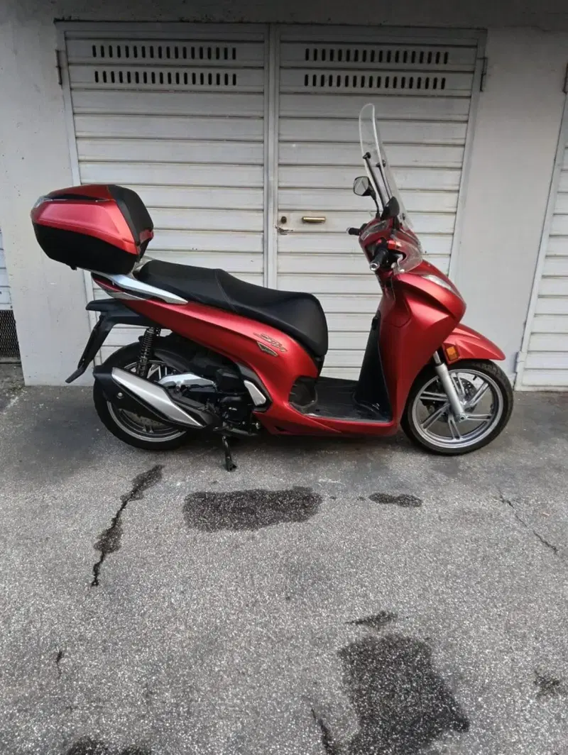 Honda SH 350 (2021 - 24) (4)