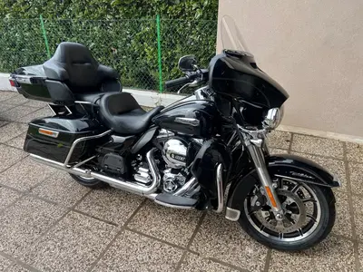 Harley-Davidson 1690 Electra Glide Ultra Classic (2014 - 16) - FLHTCU usata