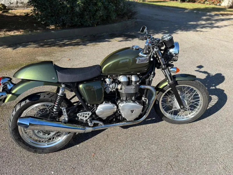 Triumph Thruxton 900 (2004 - 15)