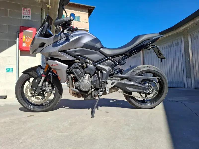 Triumph Tiger Sport 660 (2022 - 24) (2)