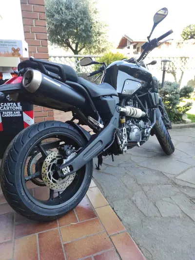 Yamaha MT-03 (2006 - 14) usata