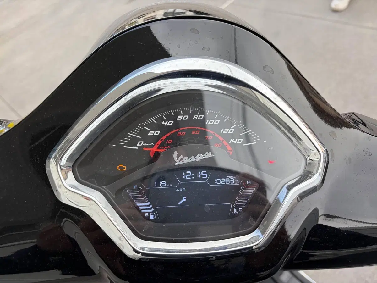 Vespa GTS 300 Super (2023 - 24) (3)