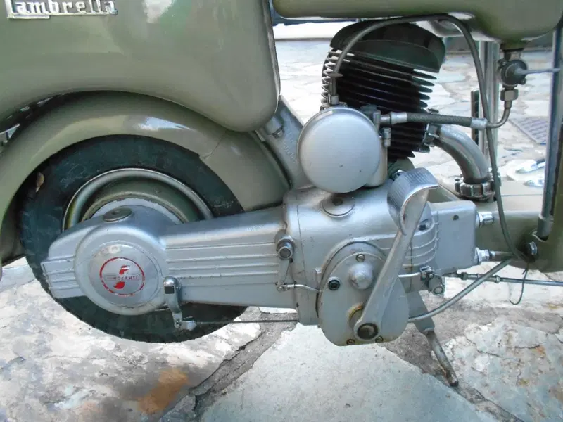 Innocenti LAMBRETTA INNOCENTI 125 MOD A (4)
