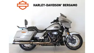 Harley-Davidson CVO Street Glide (2023) usata