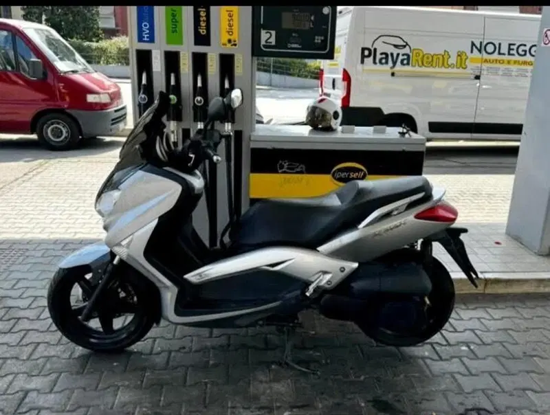 Yamaha X-Max 250 (2010 - 13)