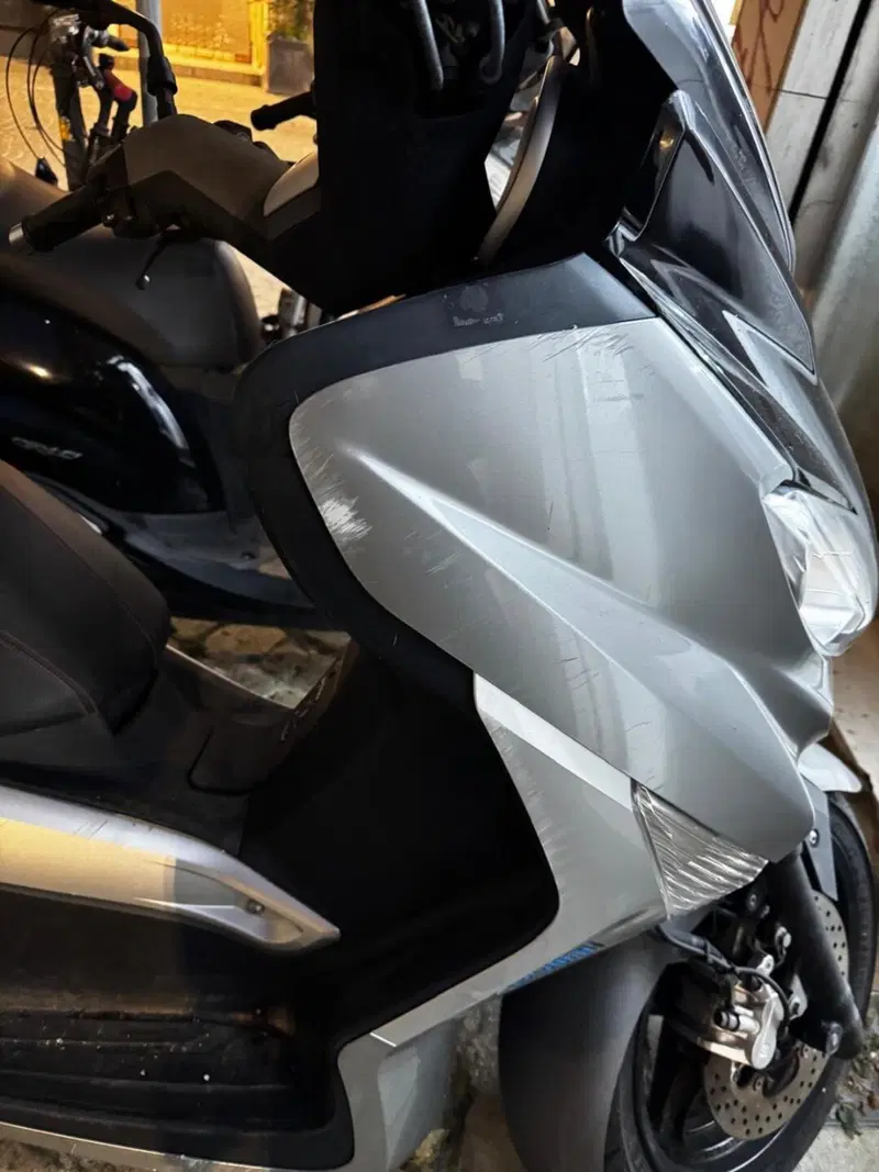 Yamaha X-Max 250 (2010 - 13) (5)