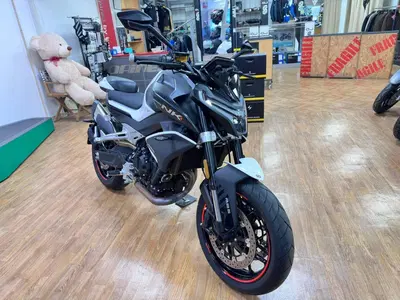 CFMOTO 800NK Advanced (2023 - 26) usata