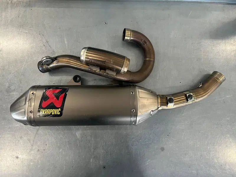 Akrapovic scarico completo Ktm, Husqvarna e Gas Ga