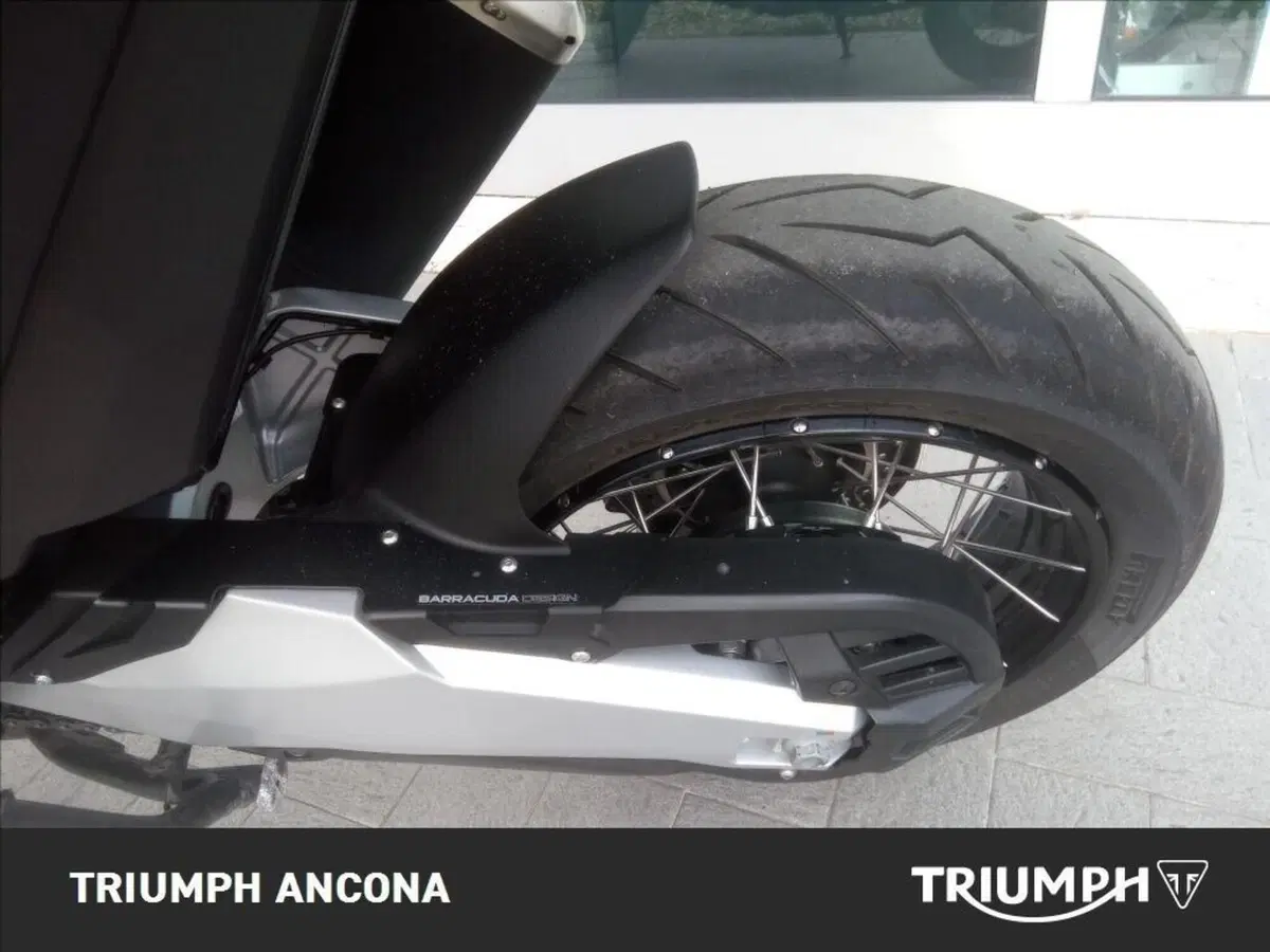 Honda X-ADV 750 (2017) (5)