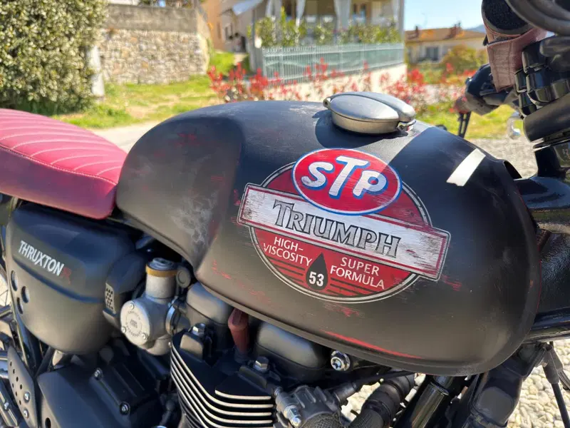 Triumph Thruxton 1200 R (2017 - 20) (5)