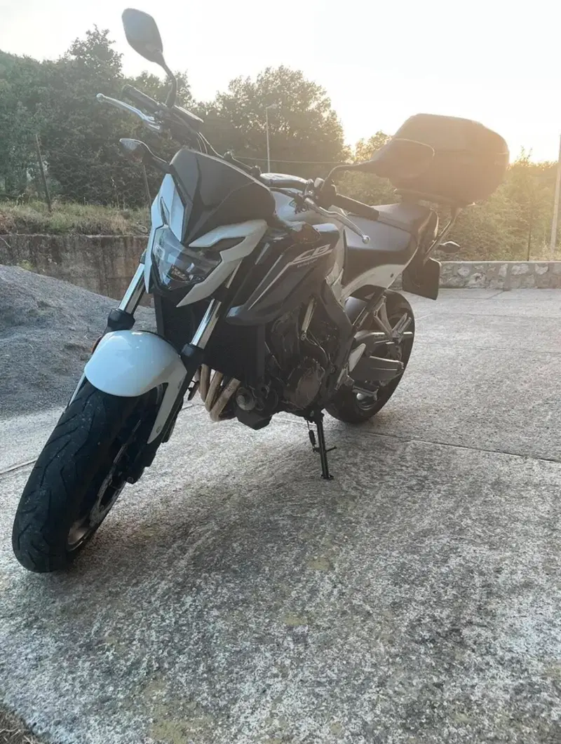 Honda CB 650 F (2017 - 18)
