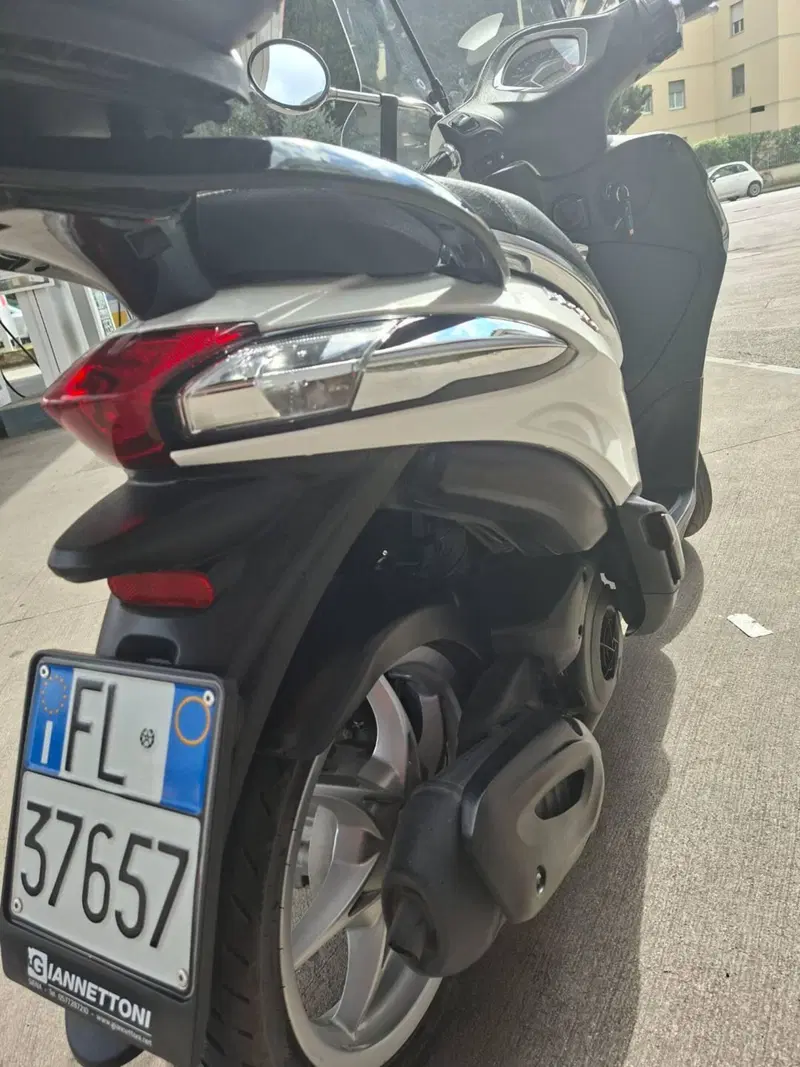 Piaggio Liberty 125 3V ABS (2021 - 24) (4)