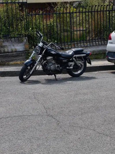 Suzuki Marauder GZ 250 usata