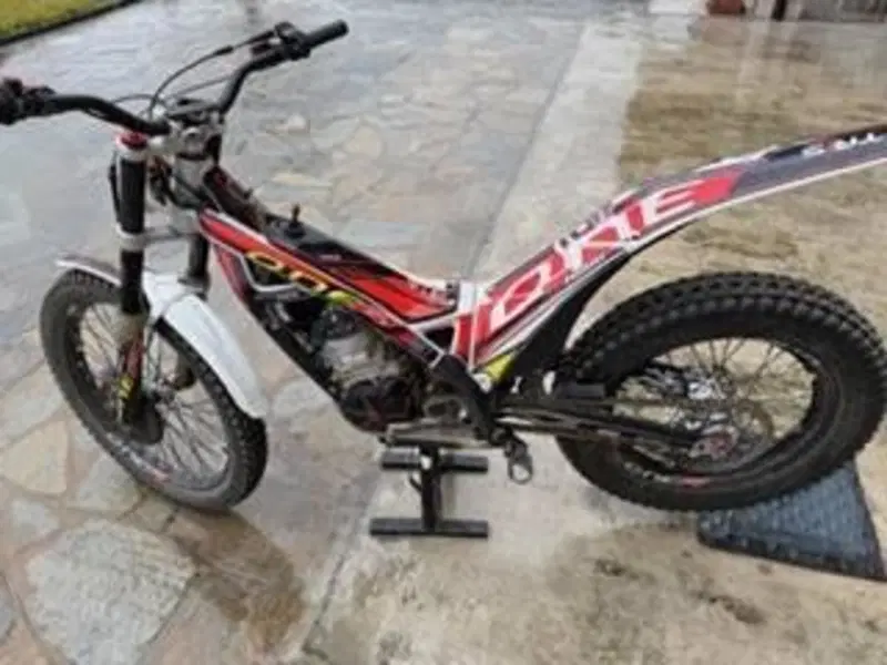 TRS Motorcycles One 300 (2022 - 23) (2)