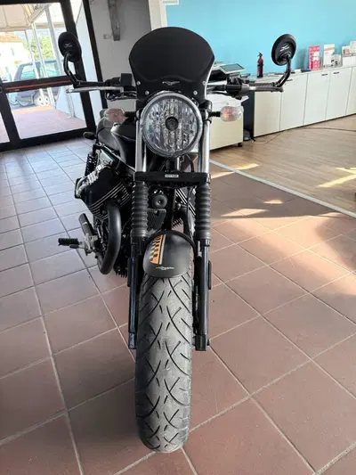 Moto Guzzi V9 Bobber (2016 - 18) usata