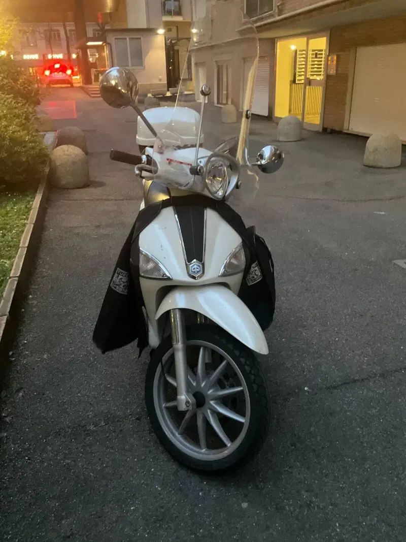 Piaggio Liberty S 125 (2006 - 11) (2)