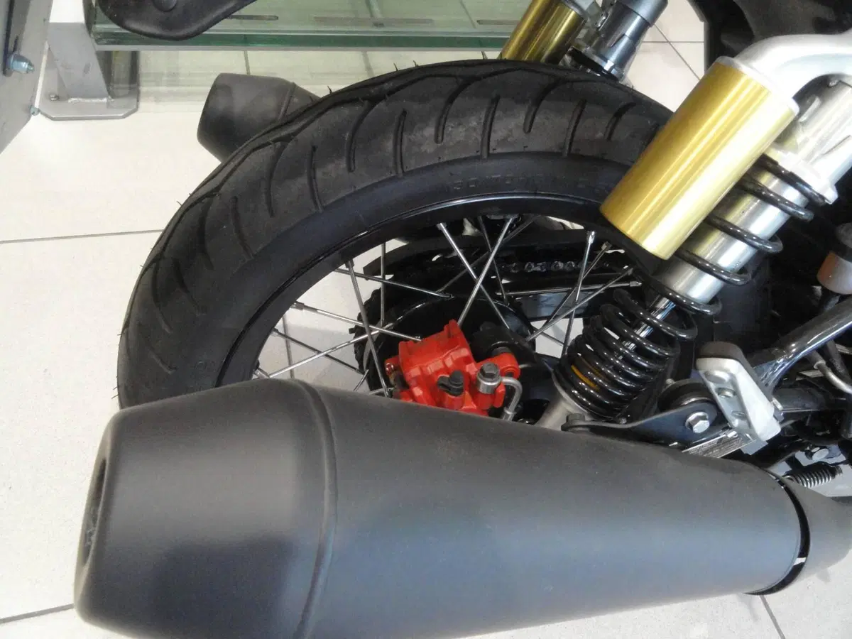 Royal Enfield Continental GT 650 (2021 - 26) (5)
