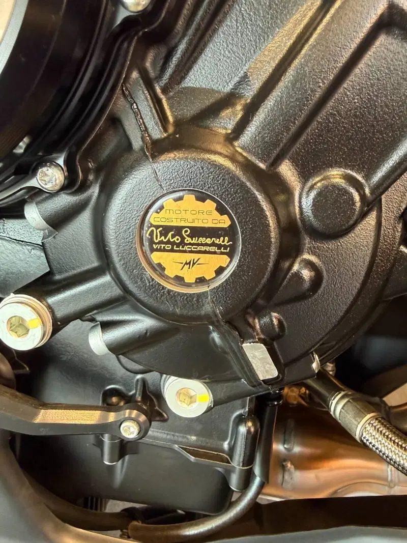 MV Agusta Turismo Veloce 800 Lusso SCS (2021 - 26) (12)