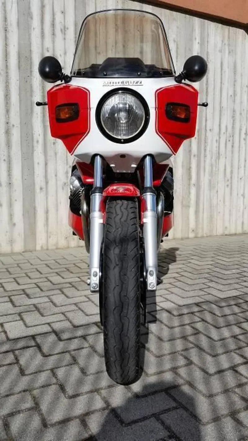 Moto Guzzi 1000SP (8)
