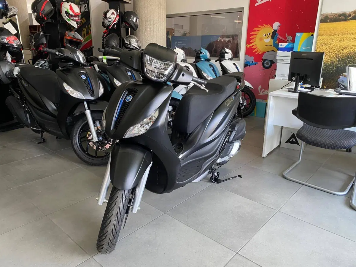 Piaggio Medley 125 S (2025 - 26) (2)