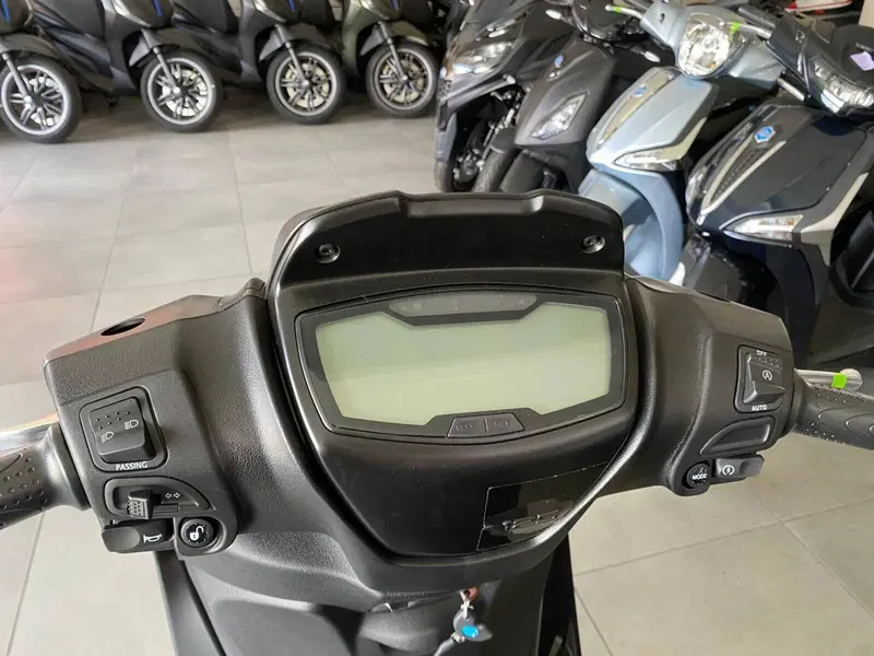 Piaggio Medley 125 S (2025 - 26) (7)