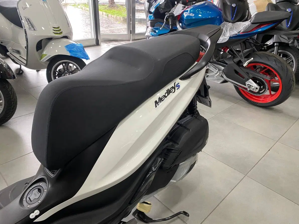 Piaggio Medley 125 S (2025 - 26) (5)