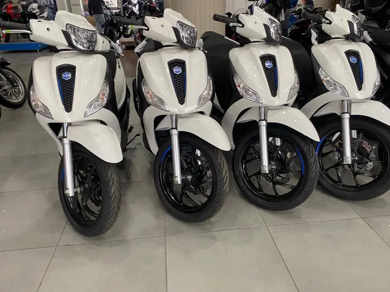 Piaggio Medley 125 S (2025 - 26) (6)