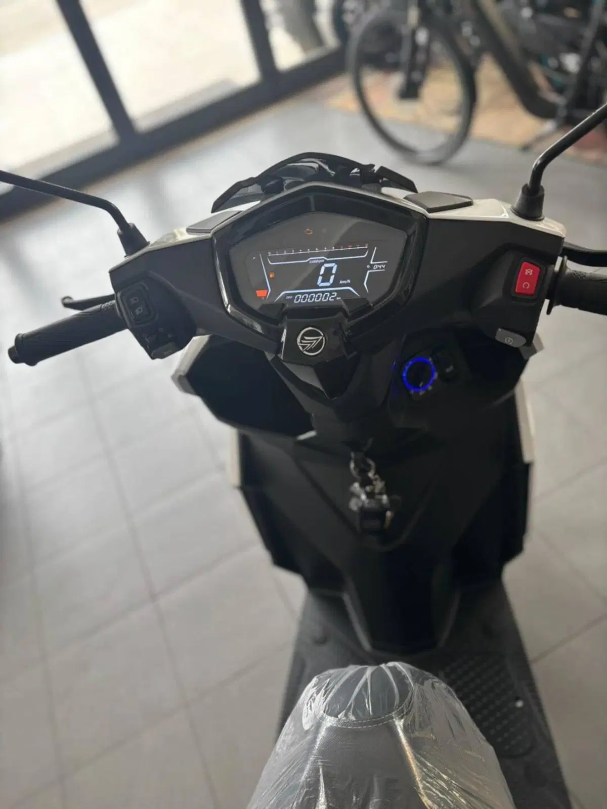 Keeway Motor Icon 125S (2026) (4)