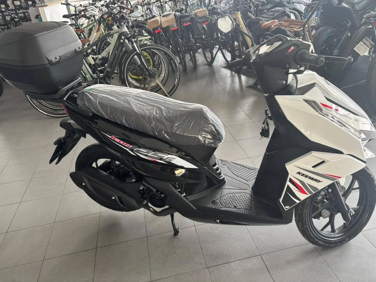 Keeway Motor Icon 125S (2026) (3)