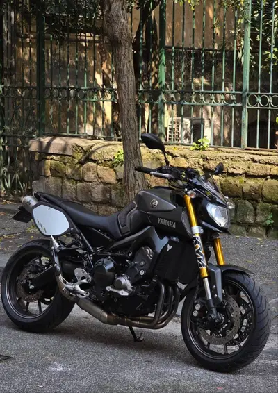 Yamaha MT-09 Sport Tracker ABS (2014 - 16) usata