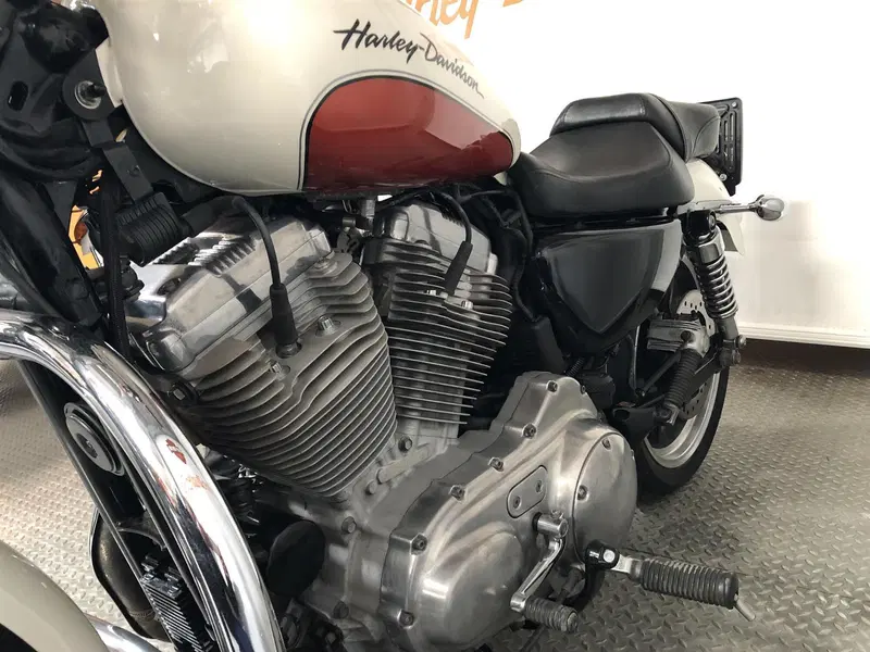 Harley-Davidson 883 Low (2008 - 12) - XL 883L (3)