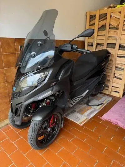 Piaggio MP3 400 Sport ABS Hpe (2023 - 24) usata