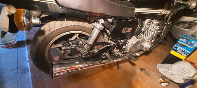 Suzuki GS 1000 (7)