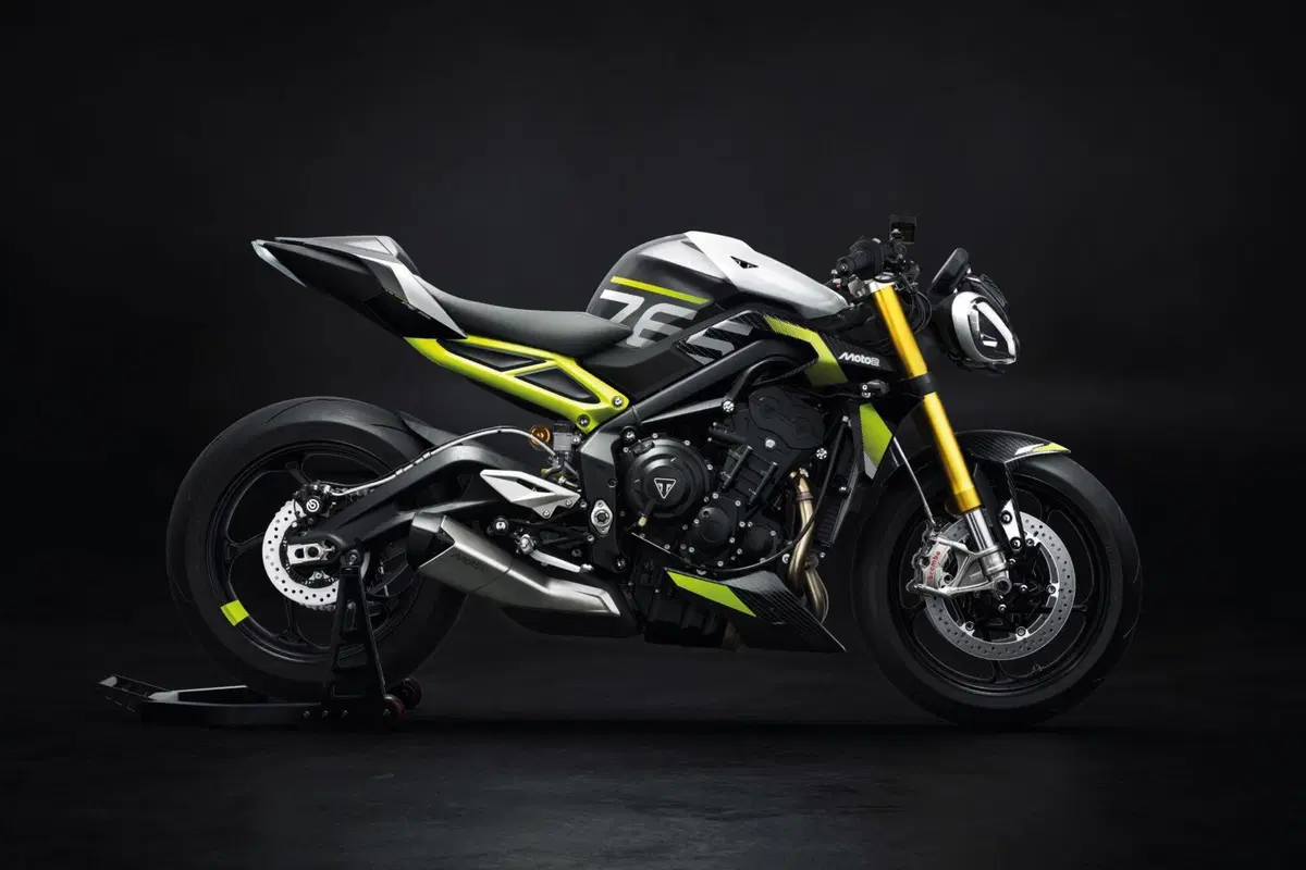 Triumph Street Triple 765 Moto2 (2026) (3)