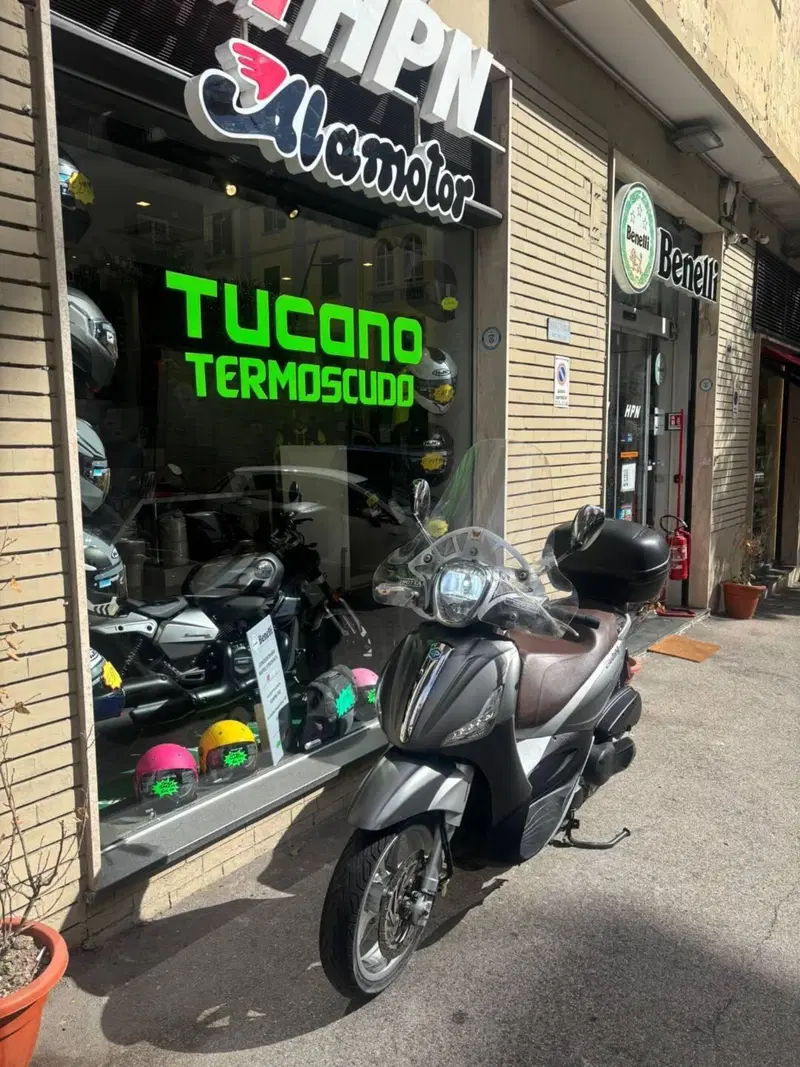 Piaggio Beverly 350 S ABS (2019 - 20) (7)