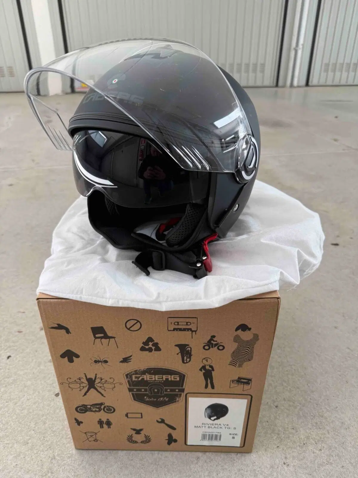 CASCHI MOTO, TUTE PIOGGIA & CARICA BATTERIA Caberg (2)