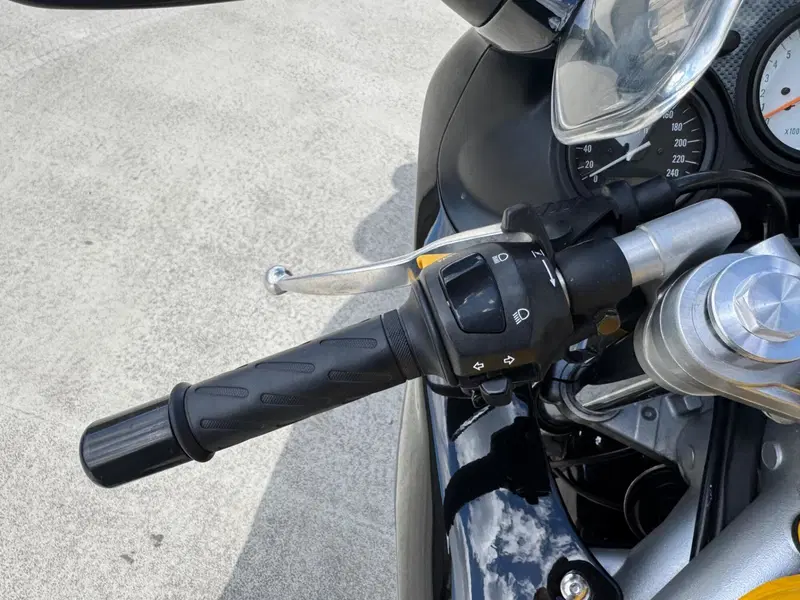 Suzuki SV 650 S (1999 - 02) (3)
